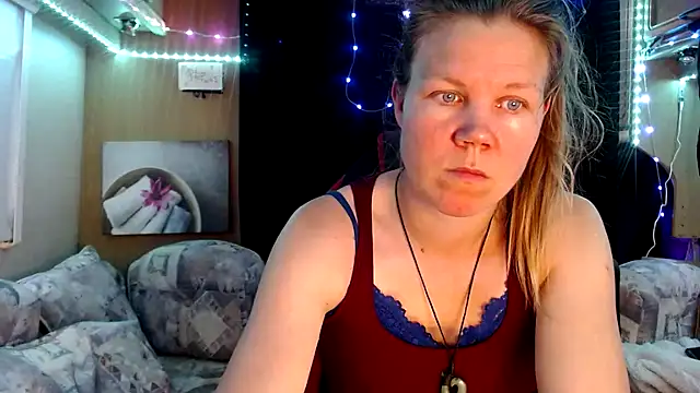 CallMeMaria online show from 21, 3, 2025