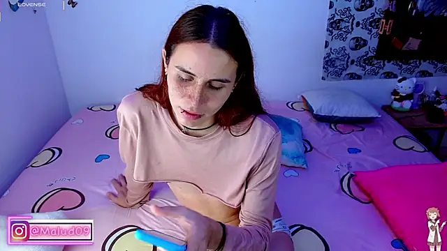 Snapshot of Malud09 chatting on 23, 10, 2025 Malud09 online show from 23, 10, 2025