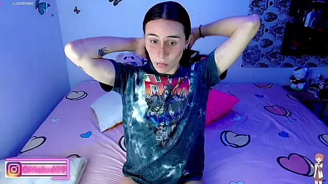 Snapshot of Malud09 chatting on 28, 10, 2025 Malud09 online show from 28, 10, 2025