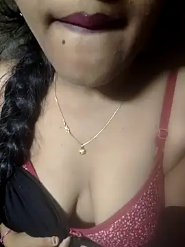 Snapshot of priya_00143 chatting on 20, 11, 2025 priya 00143 online show from 20, 11, 2025