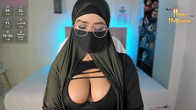 Snapshot of Sasha_Anaan chatting on 2, 11, 2025 Sasha Anaan online show from 2, 11, 2025