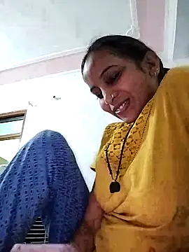 Hotty-Nidhi online show from 21, 3, 2025