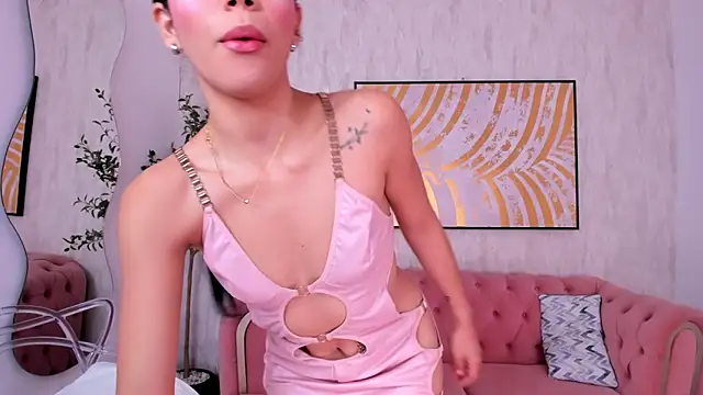 Snapshot of Krissi_latore chatting on 24, 9, 2025 Krissi latore online show from 24, 9, 2025