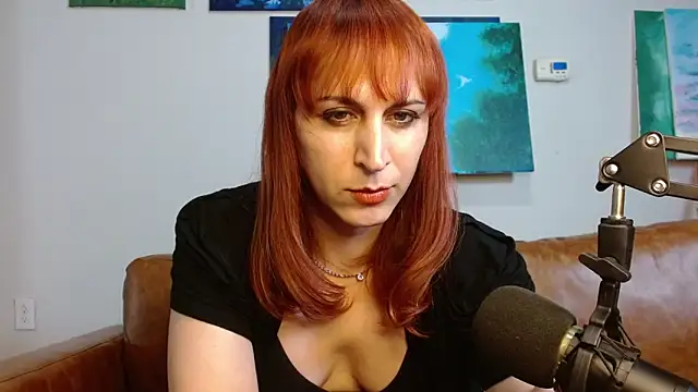 ChewyCandy online show from 31, 10, 2025