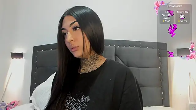 Snapshot of Lilith_Thompson chatting on 12, 10, 2025 Lilith Thompson online show from 12, 10, 2025