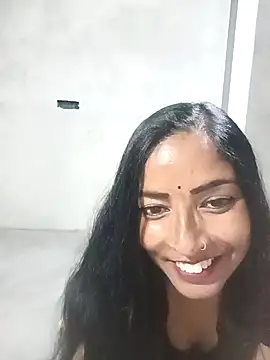 Shurbhi-Sharma online show from 17, 3, 2025