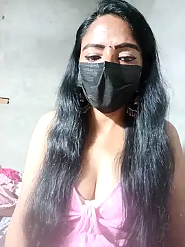 Snapshot of Shurbhi-Sharma chatting on 6, 11, 2025 Shurbhi-Sharma online show from 6, 11, 2025