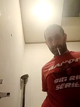 Snapshot of mayg chatting on 14, 1, 2026 mayg online show from 14, 1, 2026