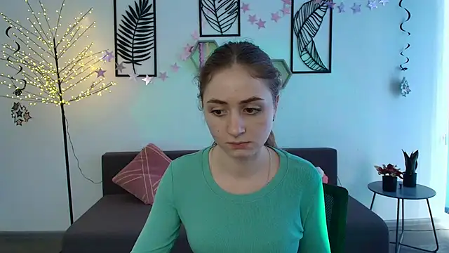 Snapshot of LilyHaart chatting on 19, 3, 2025 LilyHaart online show from 19, 3, 2025