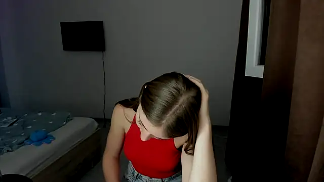 Snapshot of LilyHaart chatting on 9, 9, 2025 LilyHaart online show from 9, 9, 2025