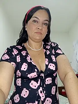 Snapshot of megan_milf79 chatting on 25, 2, 2026 megan milf79 online show from 25, 2, 2026