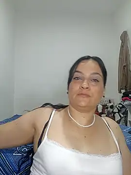 Snapshot of megan_milf79 chatting on 15, 3, 2026 megan milf79 online show from 15, 3, 2026