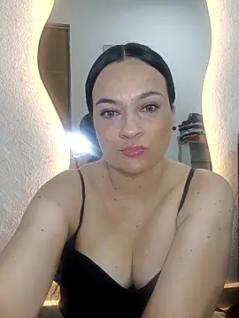 Snapshot of megan_milf79 chatting on 22, 3, 2026 megan milf79 online show from 22, 3, 2026