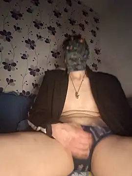 ThePython666 online show from 10, 3, 2025