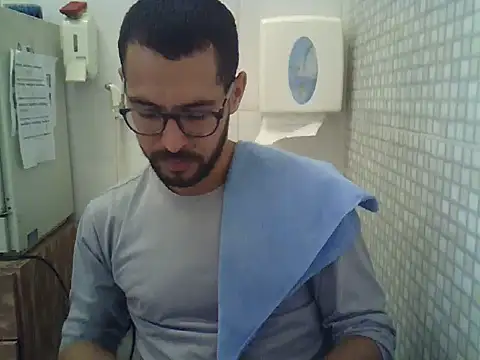 Snapshot of pdasgyn chatting on 30, 9, 2025 pdasgyn online show from 30, 9, 2025