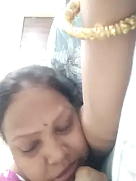 Snapshot of Arohi35 chatting on 15, 7, 2026 Arohi35 online show from 15, 7, 2026