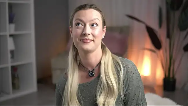 Snapshot of AnnastasiaMills chatting on 13, 7, 2026 AnnastasiaMills online show from 13, 7, 2026