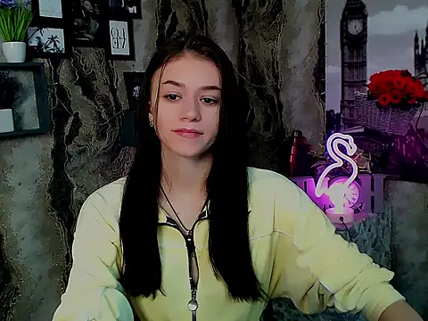Snapshot of LanaTey chatting on 13, 10, 2025 LanaTey online show from 13, 10, 2025