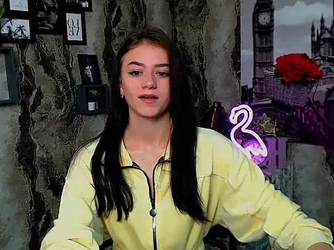 Snapshot of LanaTey chatting on 14, 10, 2025 LanaTey online show from 14, 10, 2025