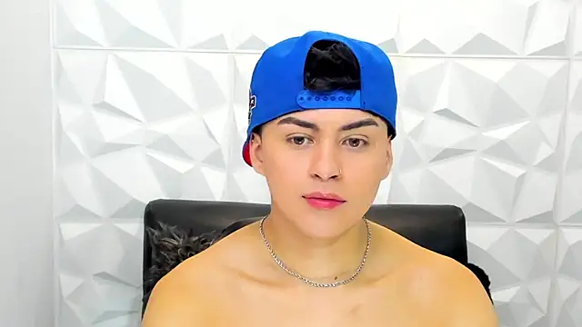 Snapshot of Sam_Daves chatting on 8, 11, 2025 Sam Daves online show from 8, 11, 2025