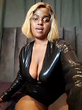 Snapshot of LustyDeziree1 chatting on 11, 3, 2025 LustyDeziree1 online show from 11, 3, 2025