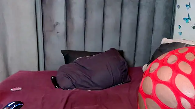 Snapshot of LustyDeziree1 chatting on 15, 9, 2025 LustyDeziree1 online show from 15, 9, 2025