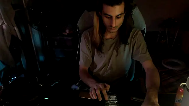 twink69Finger online show from 30, 9, 2025