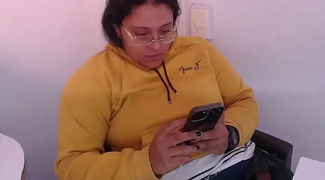 milu saenz 8 online show from 17, 3, 2025