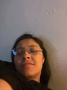 milu saenz 8 online show from 22, 3, 2025