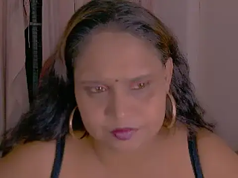 Snapshot of clover_cams1874 chatting on 18, 3, 2025 clover cams1874 online show from 18, 3, 2025