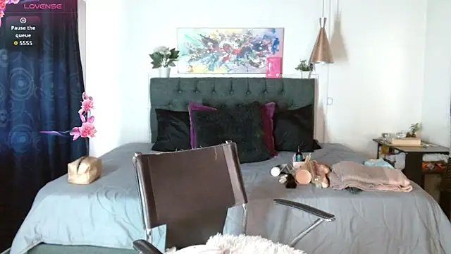 mia velvet1 online show from 29, 9, 2025