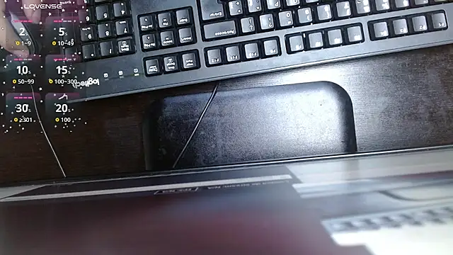 mia velvet1 online show from 28, 10, 2025