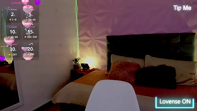 Snapshot of jenn_cg chatting on 25, 7, 2026 jenn cg online show from 25, 7, 2026