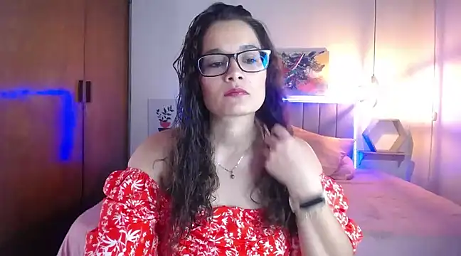 Rose Thompson1 online show from 12, 3, 2025