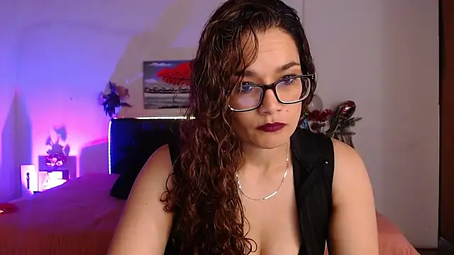 Rose Thompson1 online show from 17, 10, 2025