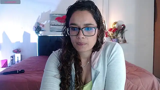 Rose Thompson1 online show from 9, 11, 2025