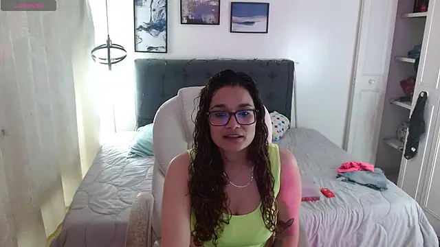 Rose Thompson1 online show from 30, 11, 2025