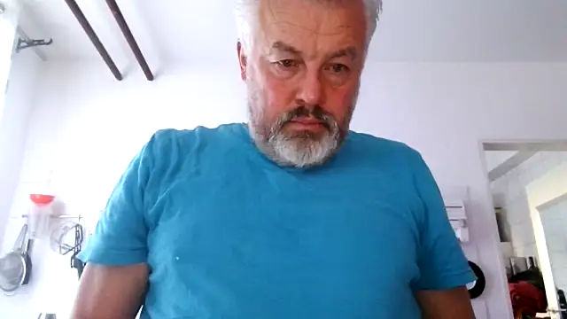 Snapshot of Berg_Boy chatting on 22, 11, 2025 Berg Boy online show from 22, 11, 2025