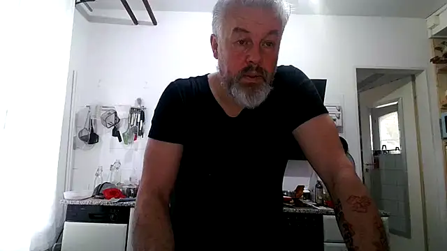 Snapshot of Berg_Boy chatting on 14, 2, 2026 Berg Boy online show from 14, 2, 2026