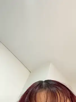 Ivelleee  online show from 3, 2, 2026