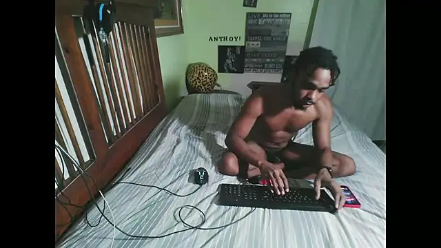 Snapshot of anthonyroth chatting on 22, 11, 2025 anthonyroth online show from 22, 11, 2025