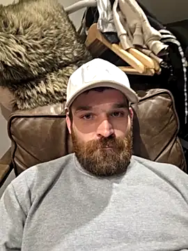 Snapshot of LKC94 chatting on 6, 11, 2025 LKC94 online show from 6, 11, 2025