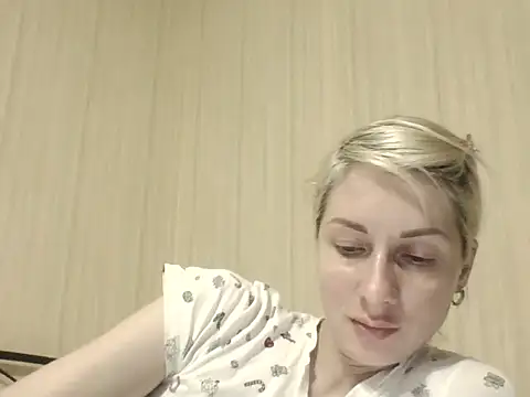 Snapshot of _Black-Panther_ chatting on 2, 7, 2026 Black-Panther online show from 2, 7, 2026