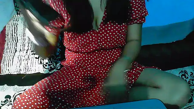 LAYLA 600 online show from 22, 11, 2025