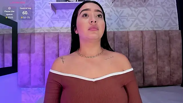 Snapshot of MelinaCruz chatting on 13, 9, 2025 MelinaCruz online show from 13, 9, 2025