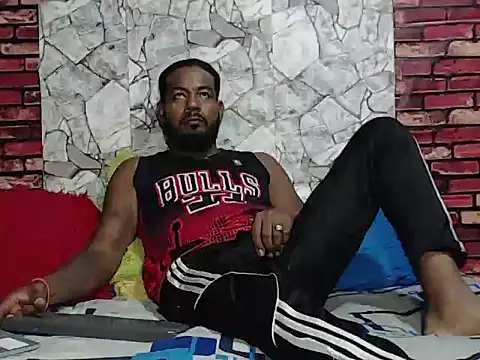 BladeFoxxx1 online show from 6, 3, 2026