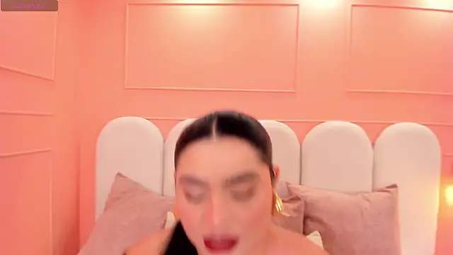 Snapshot of eva_sainnt chatting on 11, 11, 2025 eva sainnt online show from 11, 11, 2025