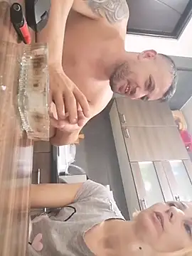 Snapshot of yourflowerpink chatting on 23, 10, 2025 yourflowerpink online show from 23, 10, 2025