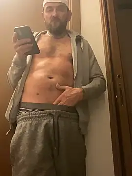 Snapshot of Rimmingtop chatting on 5, 1, 2026 Rimmingtop online show from 5, 1, 2026
