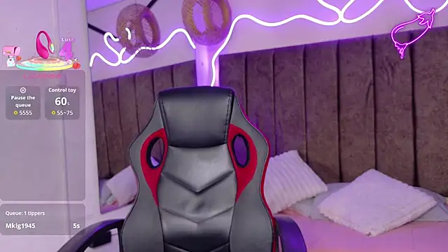 natasha  black online show from 26, 9, 2025